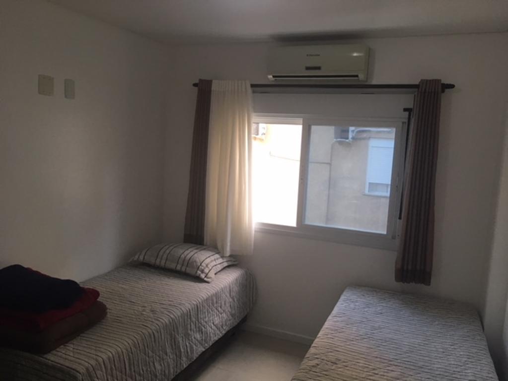 Residencial Ametista- 250 Metros Do Mar Apartamento *